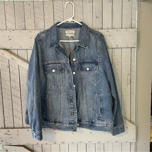 Madewell Jackets & Blazers - Madewell Classic Jean Jacket